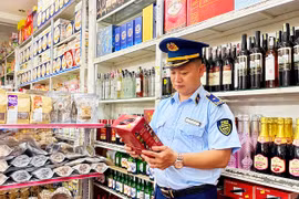 Kiểm soát chặt hàng hóa dịp Tết