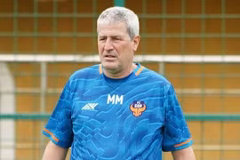 HLV tuyển Ấn Độ xin lùi lịch gặp đội tuyển Việt Nam, VFF chấp thuận