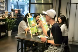 Giới trẻ phố núi tìm cảm hứng từ workshop sáng tạo