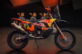 KTM ra mắt 450 Rally Daniel Sanders Edition phiên bản đặc biệt giá gần 2 tỷ đồng