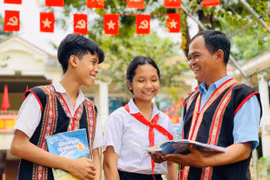 Chủ trương một bộ SGK thống nhất toàn quốc từ năm học 2026-2027 và miễn phí SGK từ năm 2030 được kỳ vọng sẽ góp phần nâng cao chất lượng và tính công bằng trong giáo dục.