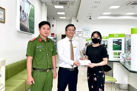 Gia Lai: Ngăn chặn cô gái chuyển 40 triệu đồng cho đối tượng lừa đảo