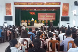 Đại biểu Quốc hội Nguyễn Thị Thu Thủy tiếp xúc cử tri xã Vân Canh và xã Vĩnh Thạnh