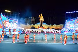 Tổng duyệt Chương trình nghệ thuật đặc biệt “Gia Lai: Biển trời giao hòa, tinh hoa ngời sáng”