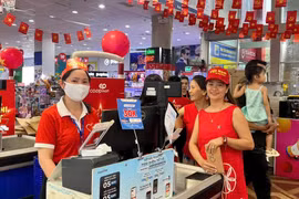 Siêu thị Co.opmart Quy Nhơn bán hàng giảm giá phục vụ công đoàn viên