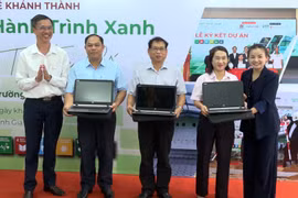 Khánh thành dự án “Hành trình xanh, tri thức số” tại 2 trường học thuộc xã Vĩnh Thạnh