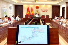 Quang cảnh buổi làm việc