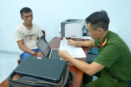 Chưa thi hành án tù, Phạm Minh Hơn tiếp tục đập kính ô tô trộm tài sản.