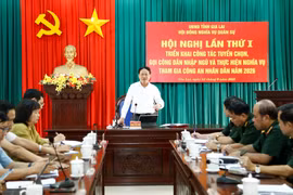 Chủ tịch UBND tỉnh yêu cầu sâu sát cơ sở, thực hiện tròn khâu trong tuyển quân, tuyển người nào chắc người đó.