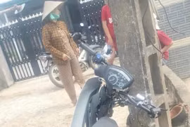 Xe máy tông trụ điện ven quốc lộ 19 qua địa bàn xã Tây Sơn khiến 1 thanh niên tử vong.