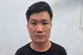 Tạm giữ đối tượng hành hung cụ bà trong quán ăn gây phẫn nộ dư luận.