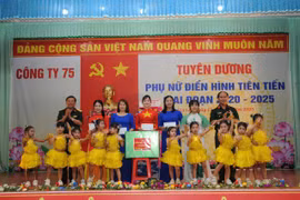 Công ty 75 tuyên dương 65 tập thể, cá nhân phụ nữ điển hình tiên tiến