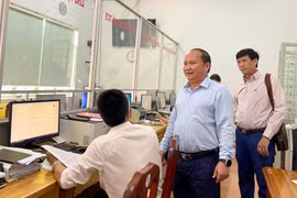 Quang cảnh buổi làm việc. Ảnh: Rmah Piên