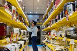 Tiến hành rà soát, có biện pháp mạnh hơn trong đợt cao điểm chống buôn lậu