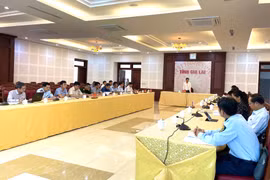 Chống buôn lậu, hàng giả với tinh thần xử lý một vụ, cảnh tỉnh cả vùng, cả lĩnh vực