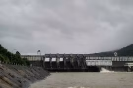 Khẩn cấp ứng phó với mưa lớn, gây nguy cơ sạt lở đất và ngập lụt trên địa bàn Gia Lai