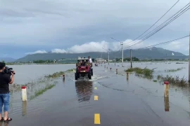 Xã Tuy Phước Đông vẫn còn nhiều nơi bị ngập trong nước