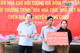 Đảng ủy các cơ quan Đảng tỉnh bàn giao 11 căn nhà tại huyện Kông Chro