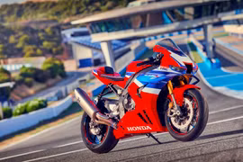 CBR1000RR-R Fireblade: Siêu phẩm thể thao với sức mạnh vô song có giá bán trên 950,5 triệu đồng