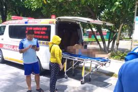 Đi tắm biển khi biển động sóng lớn, một người đàn ông đã tử vong tại khu vực biển Quy Nhơn (phường Quy Nhơn Nam, Gia Lai) 