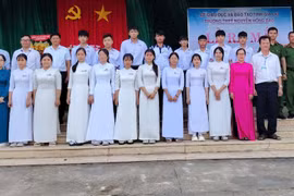 Ra mắt mô hình “Tổ đoàn viên xung kích đảm bảo an ninh trật tự” tại Trường THPT Nguyễn Hồng Đạo 