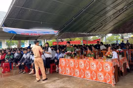 Gia Lai: Tuyên truyền, phổ biến pháp luật cho học sinh dịp đầu năm học mới