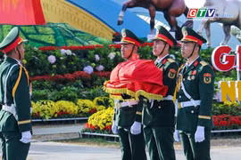 Điểm tin trưa: Trang nghiêm Lễ thượng cờ sáng mùng 1 Tết Bính Ngọ