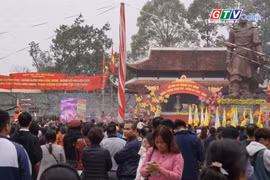 Điểm tin trưa: Hơn 10.000 lượt người trẩy hội Đống Đa mùng 5 Tết