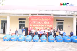 Khối thi đua các Cơ quan Đảng tỉnh Gia Lai "về nguồn" tại xã Kon Pne