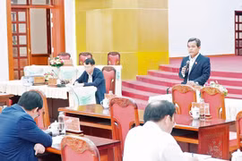 Khơi thông “điểm nghẽn” trong phát triển kinh tế-xã hội