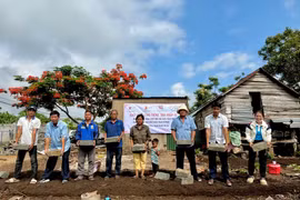 Chư Sê: Khởi công “Nhà nhân ái” cho nạn nhân chất độc da cam và hộ nghèo