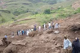 Trận lở đất vùi lấp hơn 1.000 dân làng ở Sudan, chỉ 1 người sống sót