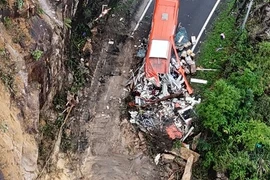 Mưa lớn ở miền Trung khiến 14 người chết và mất tích