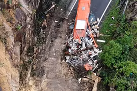 Mưa lớn ở miền Trung khiến 14 người chết và mất tích