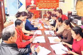 Ðổi mới phương thức tuyên truyền, học tập nghị quyết của Ðảng.