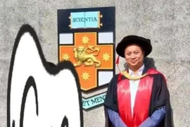 Nhà khoa học Việt vừa được vinh danh ở Úc từng làm diễn viên