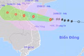 Bão số 5 liên tục tăng cấp, lao nhanh vào miền Trung, có thể gây mưa lớn trên 700 mm