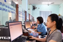 Kết luận của Bộ Chính trị về tuyển dụng, bố trí, sử dụng, đãi ngộ cán bộ