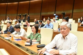 Quốc hội chốt tăng trưởng GDP năm 2026 phấn đấu từ 10% trở lên