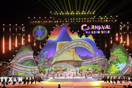 'Concert Hạ Long 2025': Biểu diễn nghệ thuật đặc sắc cùng màn pháo hoa tầm cao