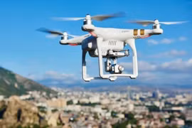 Chính phủ siết quản lý tàu bay không người lái