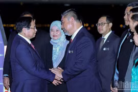 Đón Thủ tướng Phạm Minh Chính và Đoàn đại biểu Việt Nam tại sân bay quốc tế Kuala Lumpur