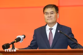 Ông Bùi Văn Khắng, Phó Bí thư Tỉnh ủy, Chủ tịch Ủy ban Nhân dân tỉnh Quảng Ninh. (Ảnh: Văn Đức/TTXVN)