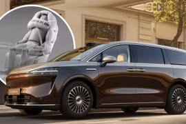 Ô tô đầu tiên có túi khí dạng mũ bảo hiểm, ghế giật lùi khi va chạm