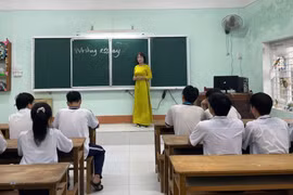 Học sinh Trường THPT số 1 Phù Mỹ (xã Phù Mỹ) quan tâm đến công tác bồi dưỡng học sinh giỏi. Ảnh: Hồ Điểm