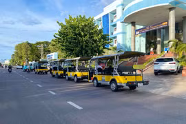 Cần sớm gỡ “nút thắt” pháp lý cho xe điện du lịch 4 bánh