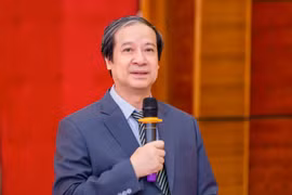 Bộ trưởng Giáo dục và Đào tạo phản hồi ý kiến cả nước dùng 1 bộ sách giáo khoa