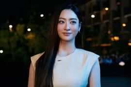 Phong cách thanh lịch của hoa hậu Lương Thùy Linh