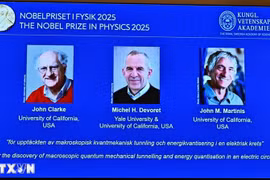 Chân dung 3 nhà khoa học người Mỹ đoạt giải Nobel Vật lý 2025 (từ trái sang): John Clarke, Michel H. Devoret và John M. Martinis. (Ảnh: Reuters/TTXVN)