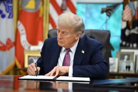 Tổng thống Mỹ Trump đổi tên Bộ Quốc phòng thành Bộ Chiến tranh